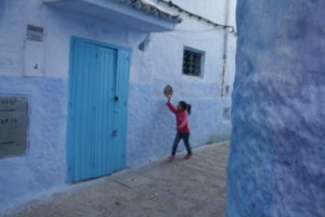 Hide and Seek in Chefchaouen